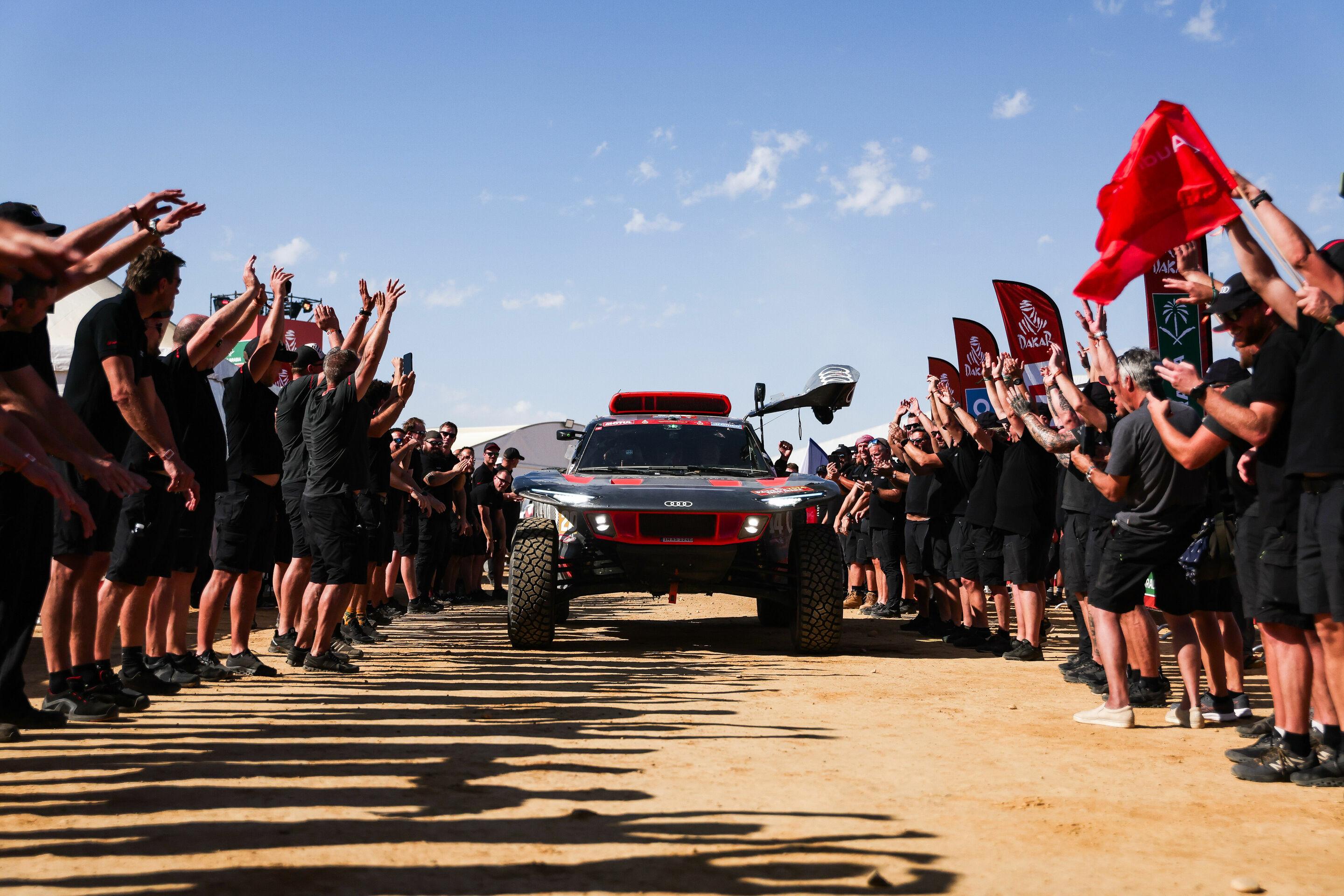 Dakar Rally 2024 - Audi RS Q e-tron #204 (Team Audi Sport), Carlos Sainz/Lucas Cruz