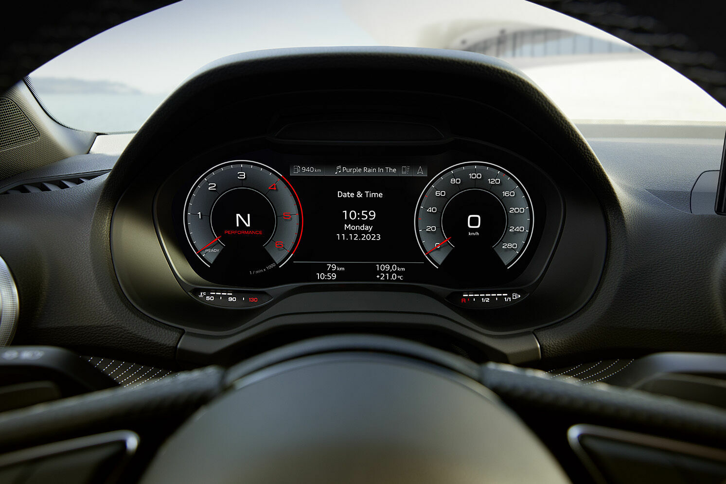 Audi Q2 - Infotainment upgrade: For the first time, the Audi Q2 models come with an 8.8-inch touch display. The Audi virtual cockpit is now included as standard.