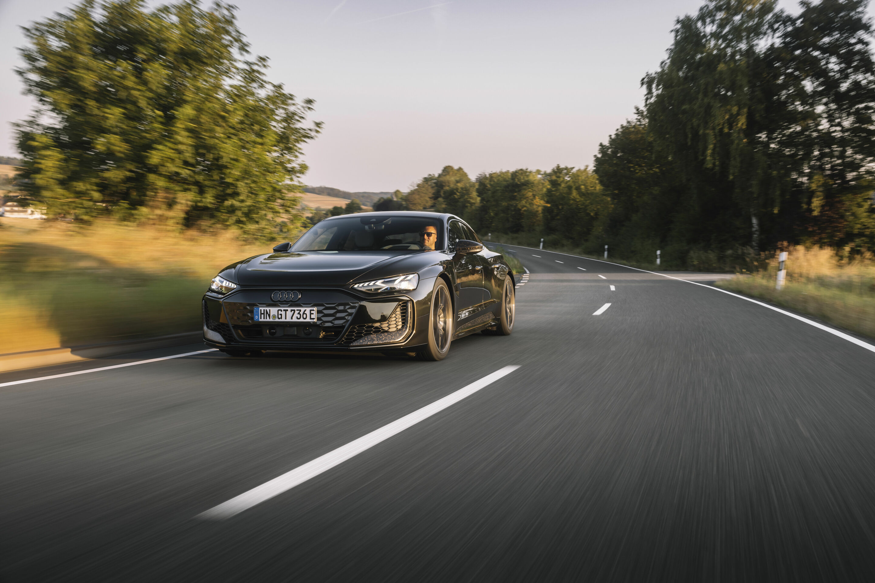 Audi RS e-tron GT performance - Dynamic photo,
Colour: Arabica grey metallic, customized paint finish, Audi exclusive