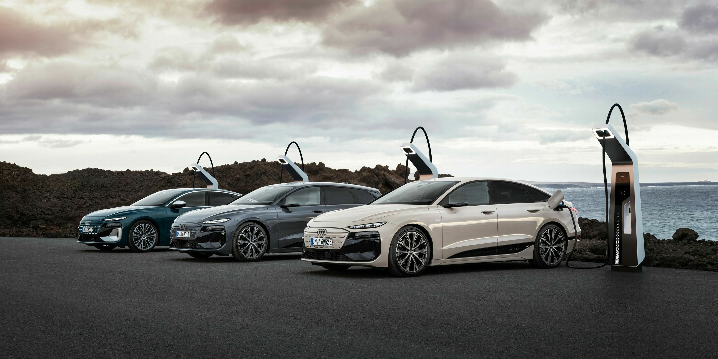 Audi A6 e-tron an der Ladestation - Audi A6 Avant e-tron / Audi A6 Sportback e-tron / Audi S6 Sportback e-tron