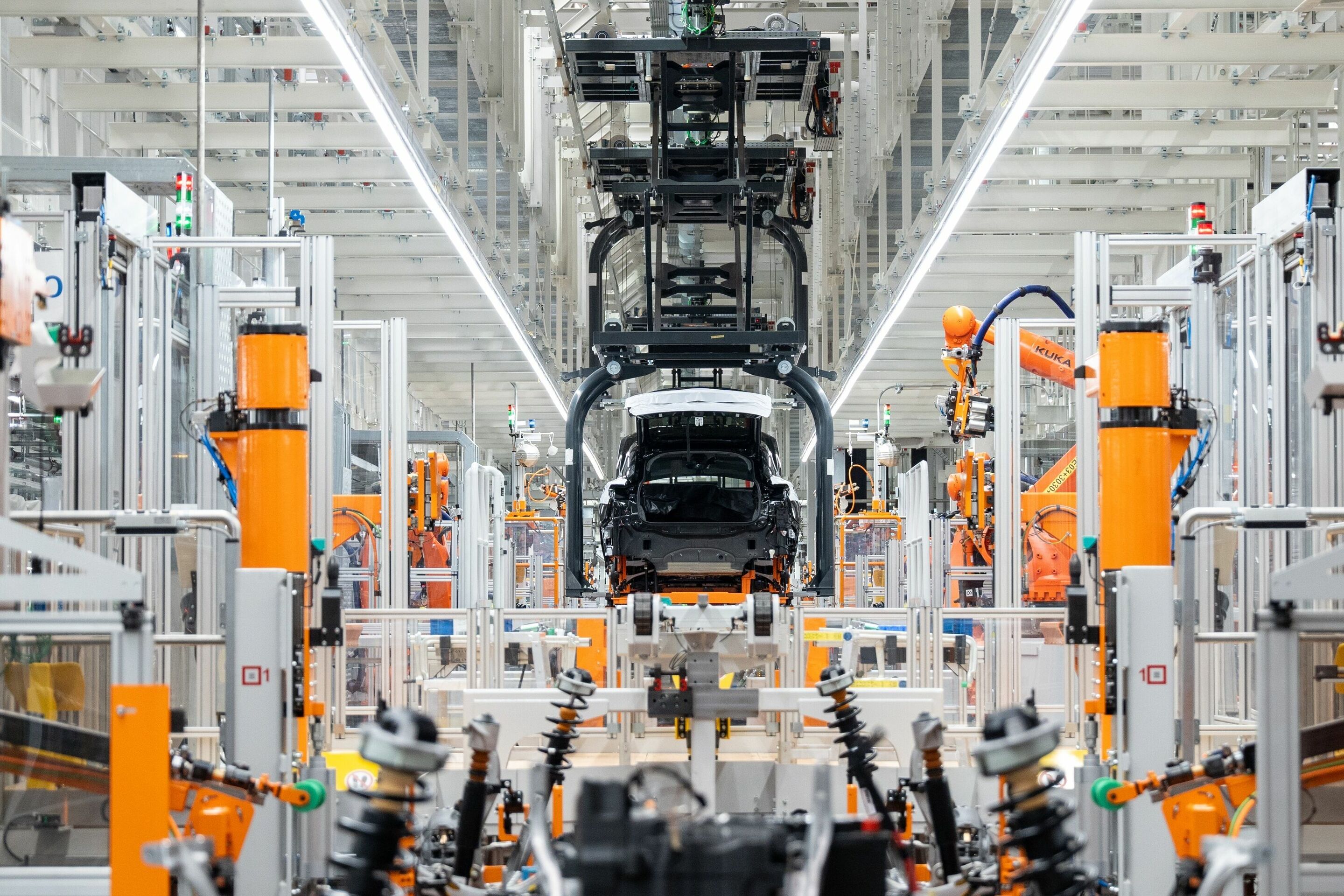 Neues Audi Werk in China startet Produktion von Elektromodellen - Hochmoderne Produktion bei der Audi FAW NEV Company in Changchun: Fahrzeugmontage