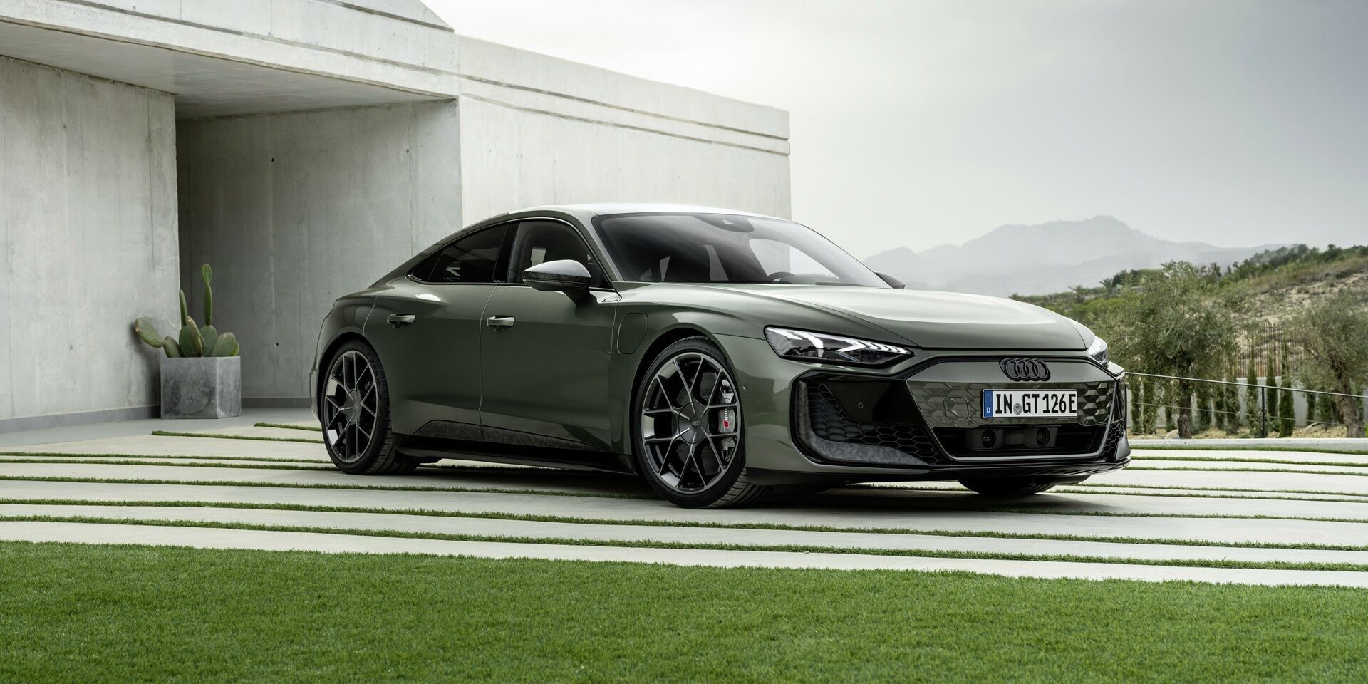 Audi RS e-tron GT performance - Standaufnahme,
Farbe: Bedfordgrün Metallic