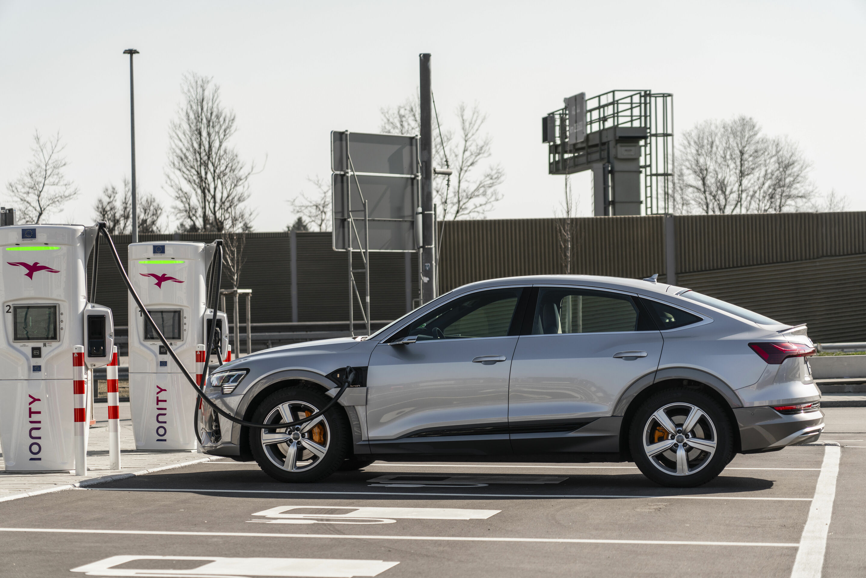 Charging capacity vs. charging speed: What constitutes high charging performance - Audi e-tron Sportback