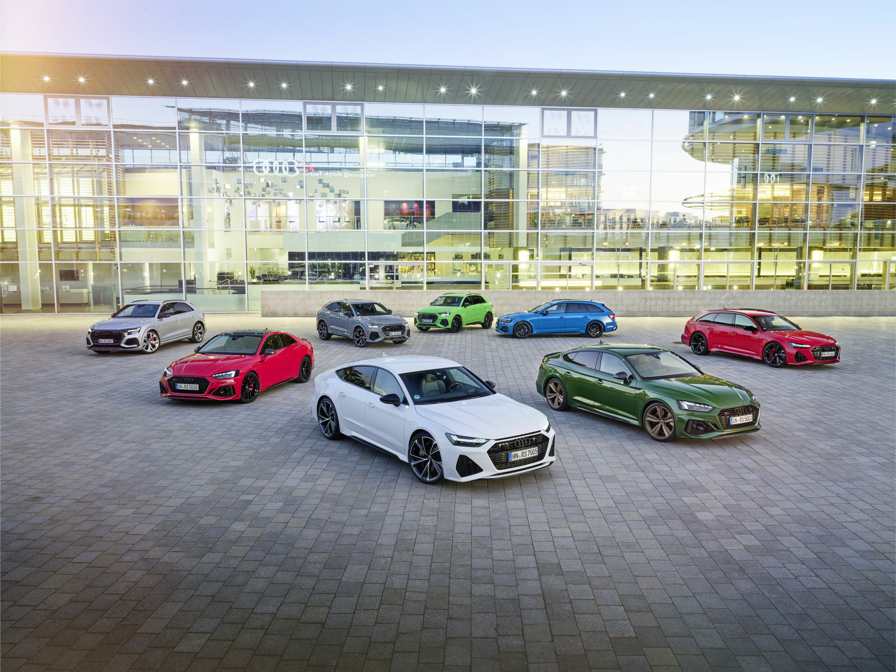Making of RS: How Audi Sport GmbH shapes the character of its RS models - Audi RS initiative: Audi Sport GmbH presented eight new RS models in 2019
(RS Q8, RS 7 Sportback, RS 6 Avant, RS 5 Coupé, RS 5 Sportback, RS 4 Avant, RS Q3, RS Q3 Sportback)