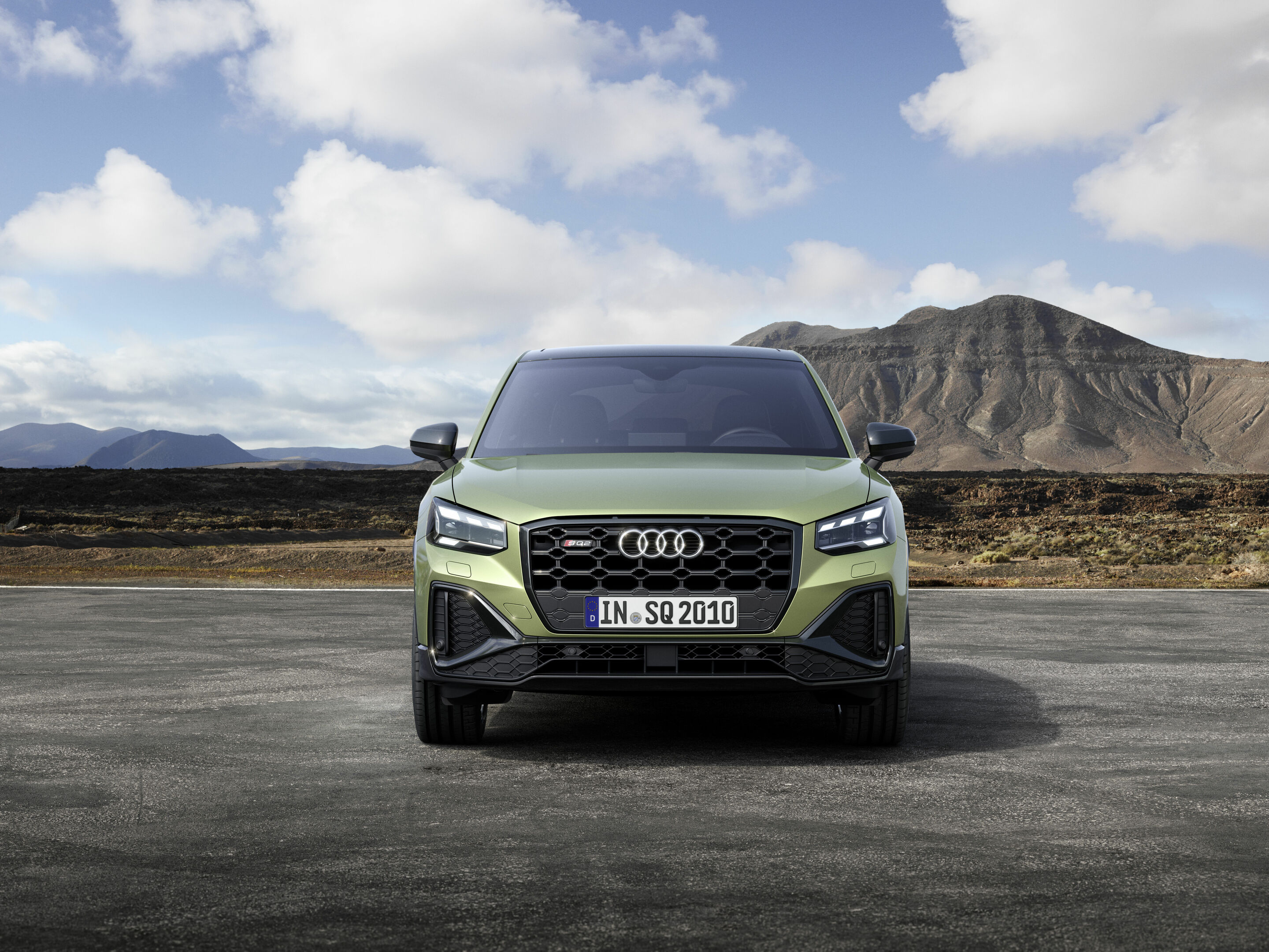 Audi SQ2 - Static photo,
Colour: apple green, metallic